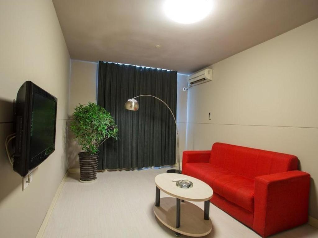 Jingjiang Inn Select Shanghai New Hongqiao Exterior photo